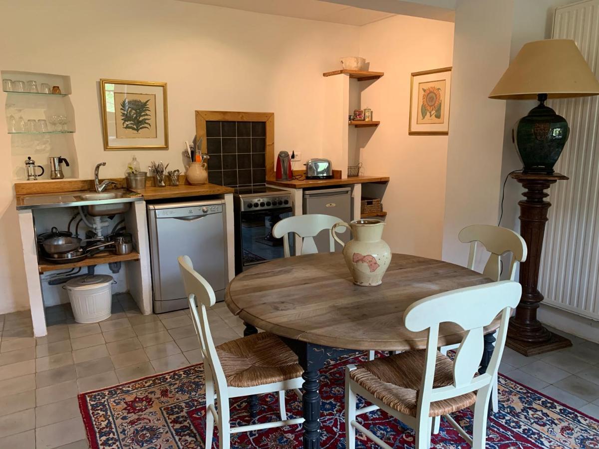 Mymoustiers Villa Екстериор снимка