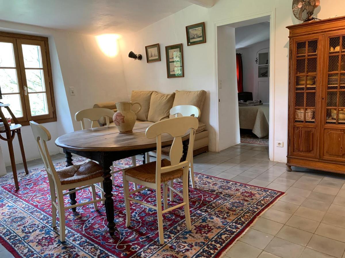 Mymoustiers Villa Екстериор снимка