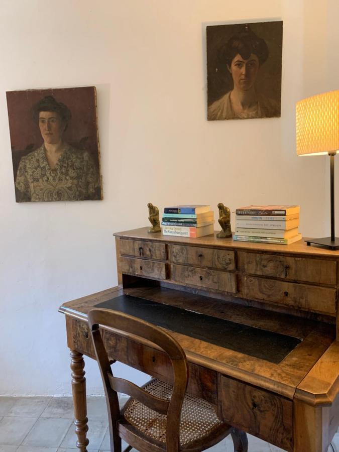 Mymoustiers Villa Екстериор снимка
